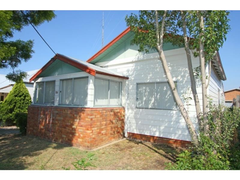 25 Edith Street, Cessnock NSW 2325