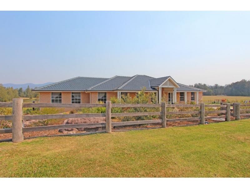 32 South Street, Ellalong NSW 2325