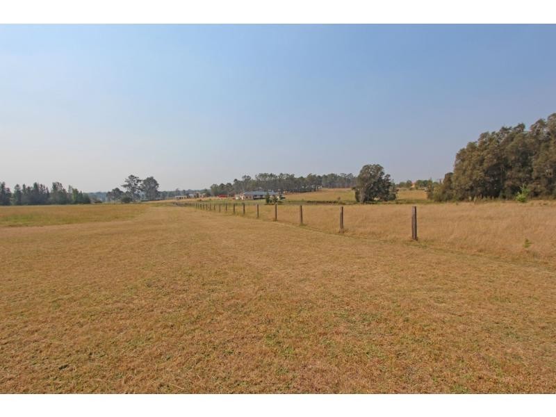 32 South Street, Ellalong NSW 2325