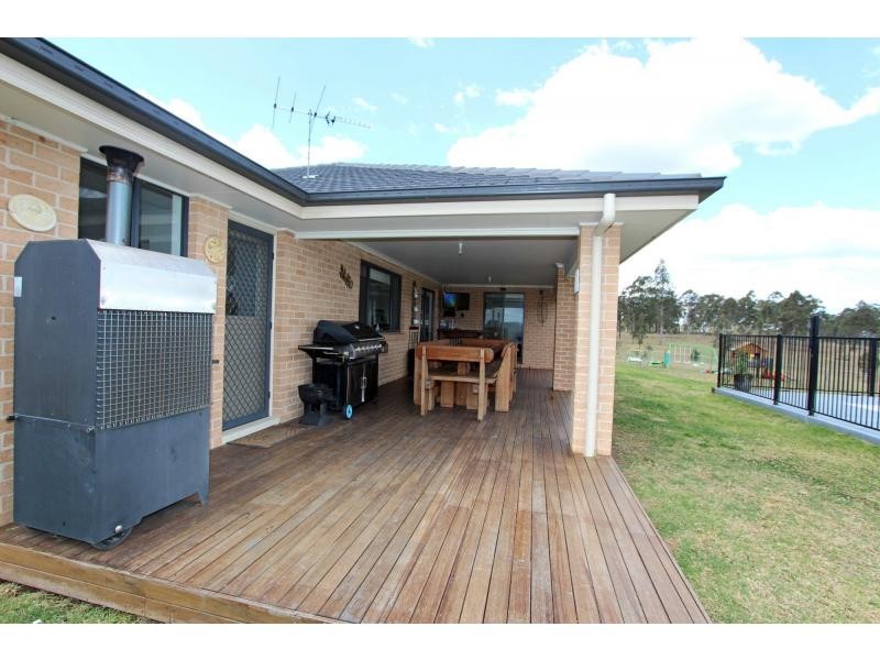 2979 New England Highway, Singleton NSW 2330