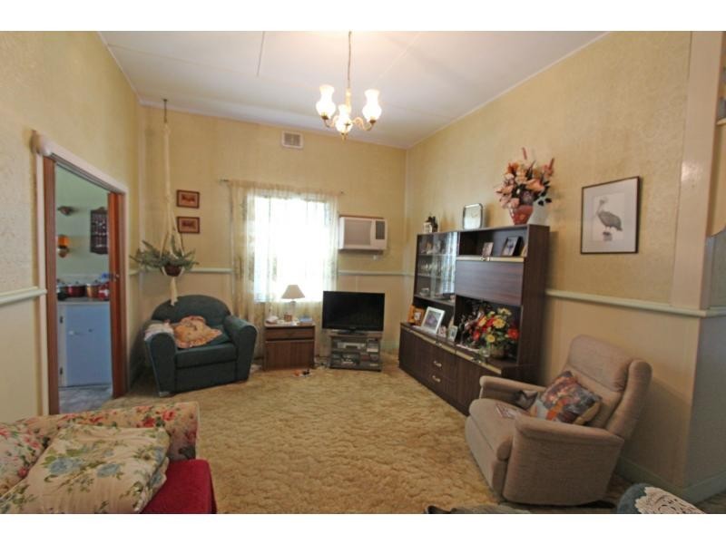 34 Hall Street, Cessnock NSW 2325