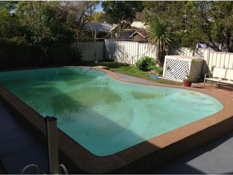 17 Foster Street, Cessnock NSW 2325