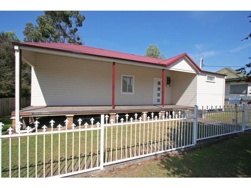 20 Carroll Avenue, Cessnock NSW 2325