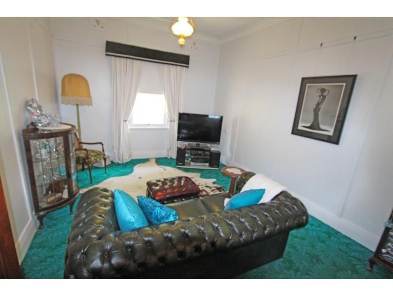 62 Ellalong Road, Pelton NSW 2325