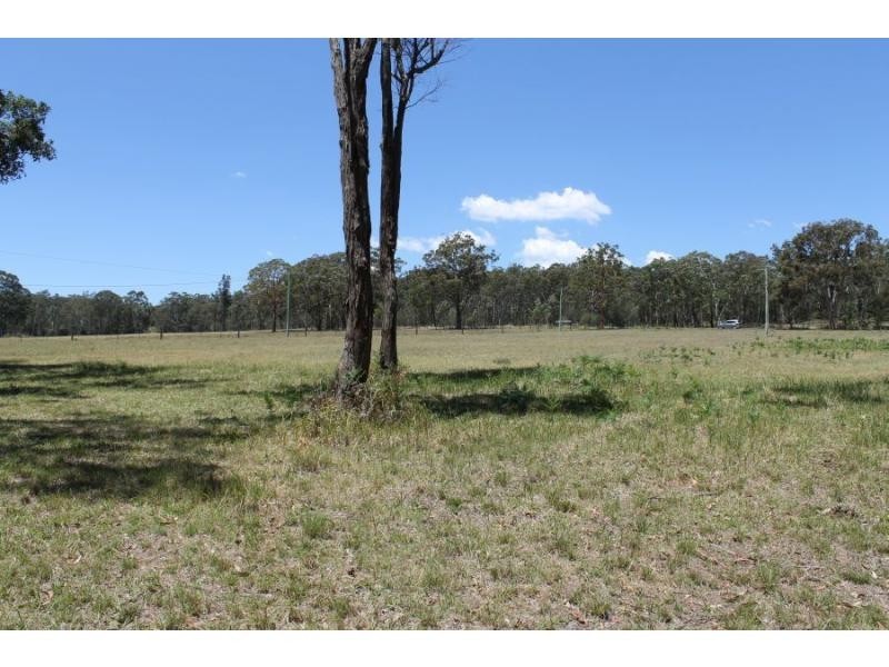 812 Sandy Creek Road, Quorrobolong NSW 2325