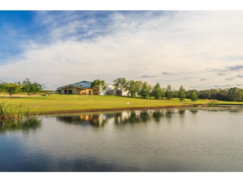 4 Londons Road, Lovedale NSW 2325