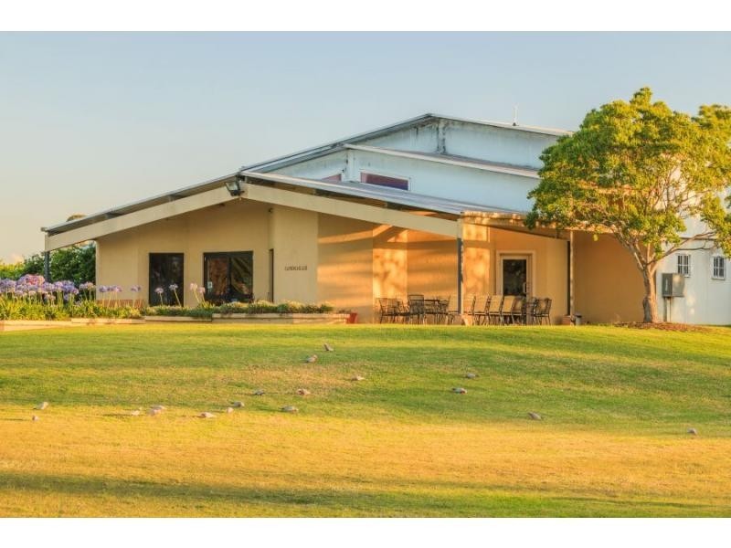 4 Londons Road, Lovedale NSW 2325