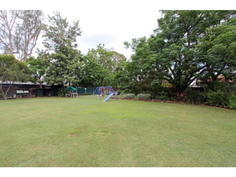 8 Adair Street, Broke NSW 2330