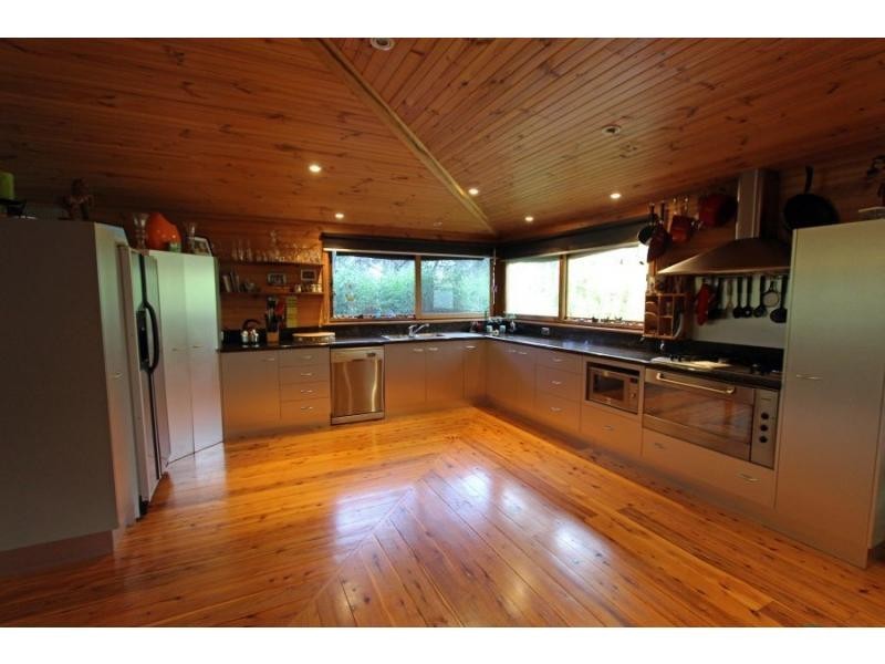 8 Adair Street, Broke NSW 2330