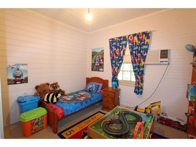 8 Adair Street, Broke NSW 2330