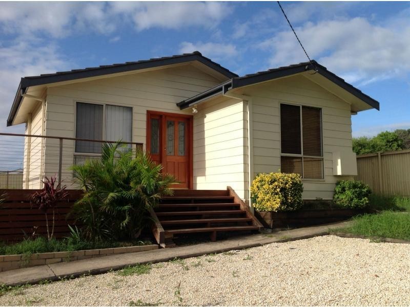 11 Oxford Street, Greta NSW 2334