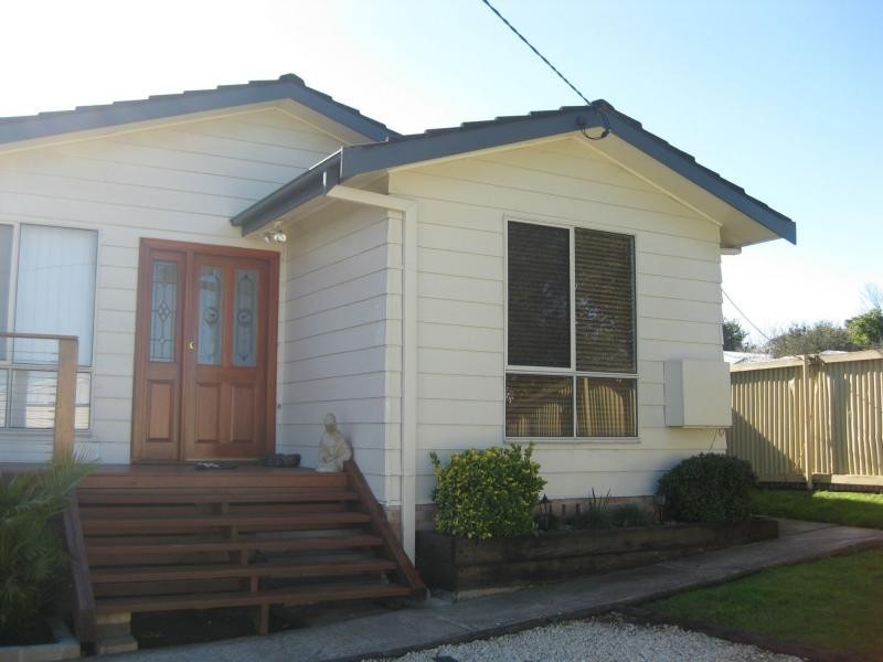 11 Oxford Street, Greta NSW 2334