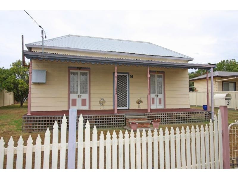 3 Myra Street, Cessnock NSW 2325