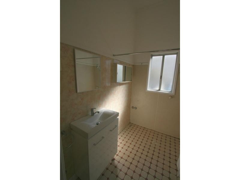 90 Church Street, Cessnock NSW 2325