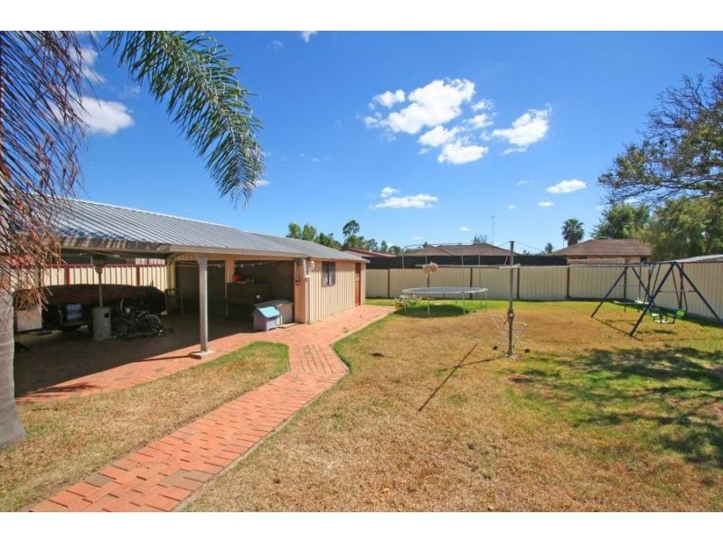 8 Comerford Close, Aberdare NSW 2325