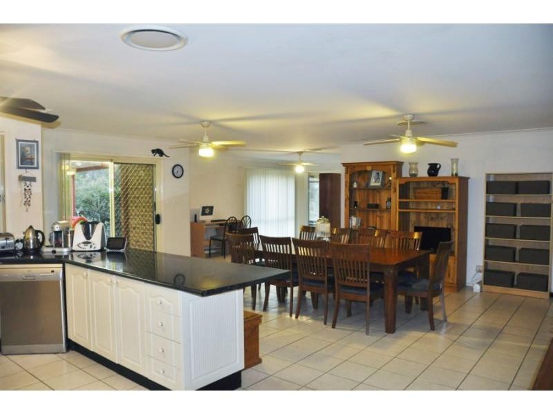 20 Blacks Road, Paxton NSW 2325