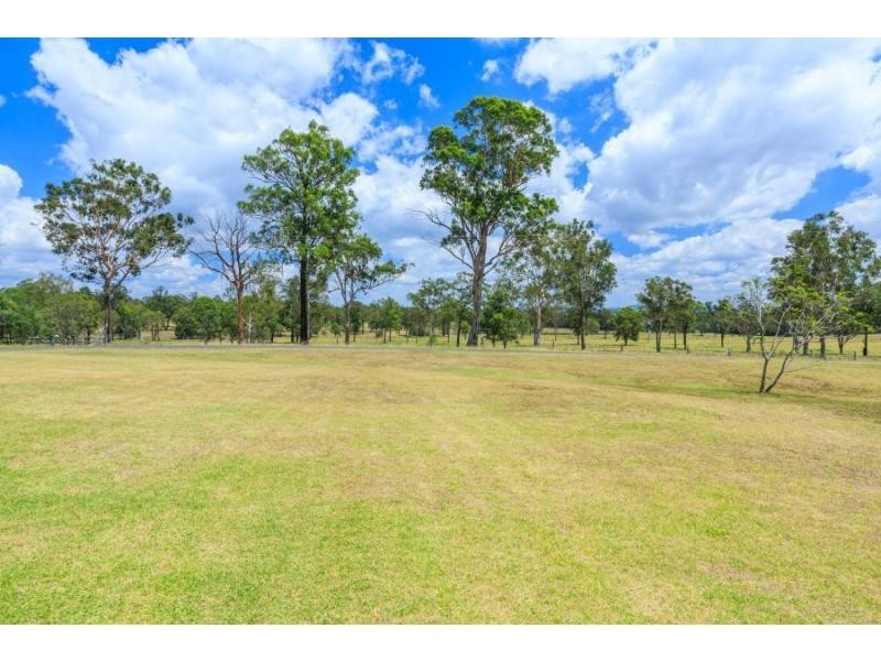 7 Jacaranda Grove, Elrington NSW 2325