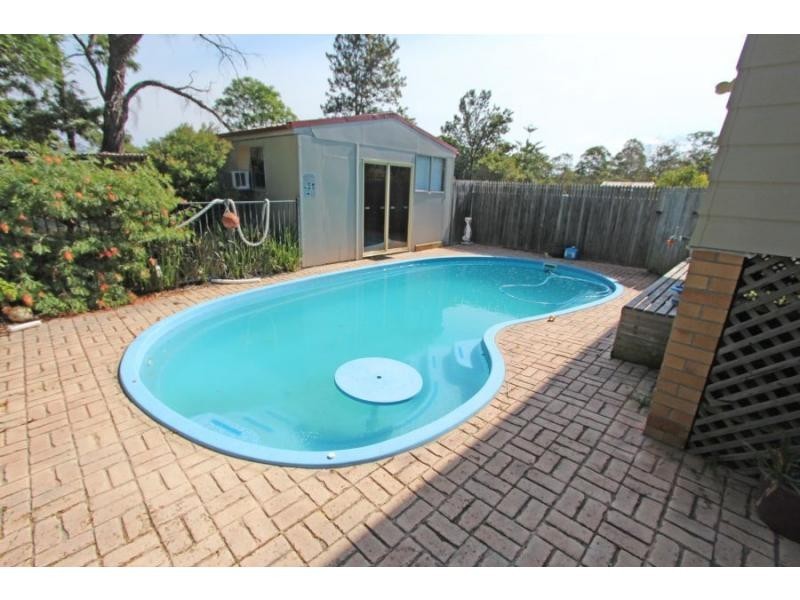 12 Dubbo Street, Abermain NSW 2326