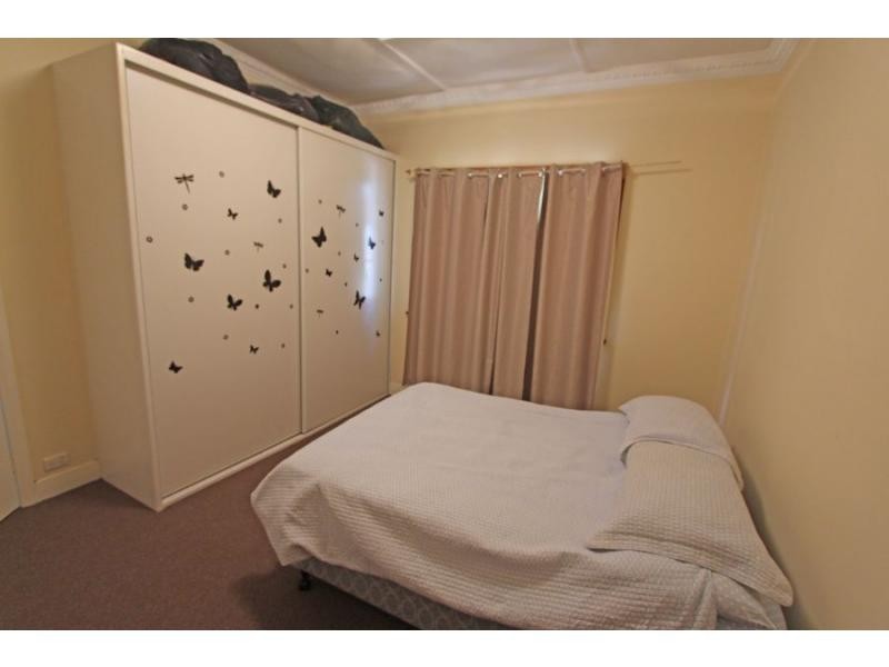 12 Dubbo Street, Abermain NSW 2326