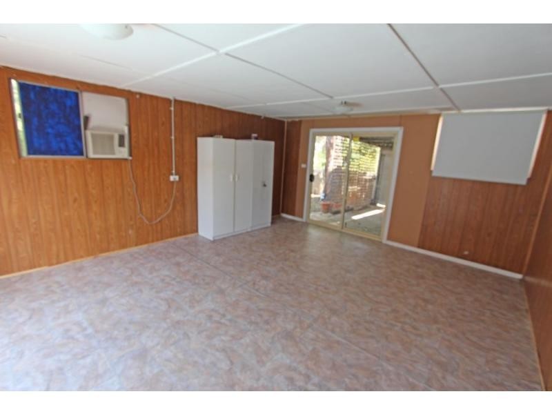 12 Dubbo Street, Abermain NSW 2326