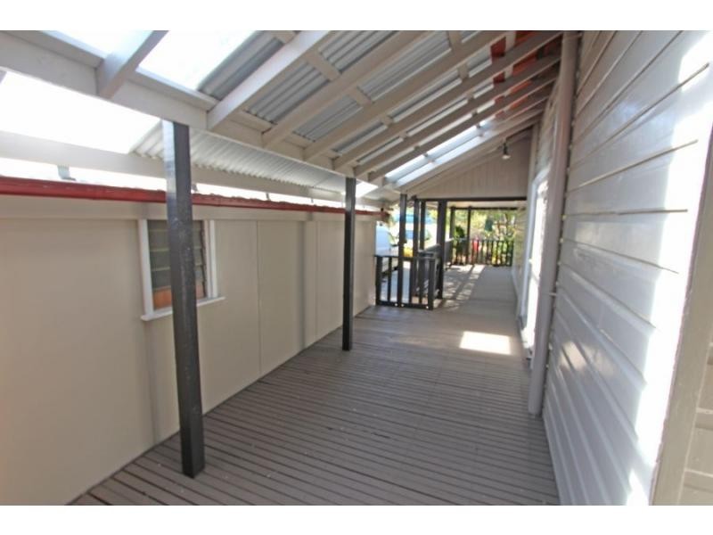 12 Dubbo Street, Abermain NSW 2326