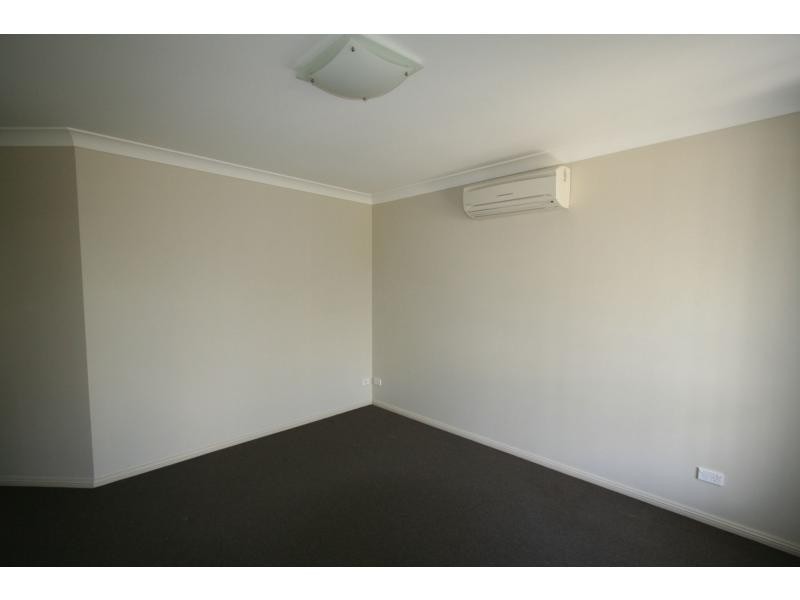 2/37 Armidale Street, Abermain NSW 2326