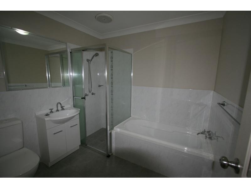 2/37 Armidale Street, Abermain NSW 2326