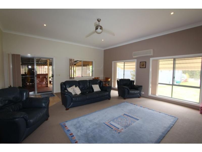 53 Caledonia Street, Kearsley NSW 2325