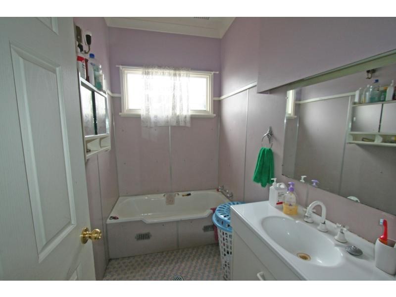27 Maclean Street, Cessnock NSW 2325