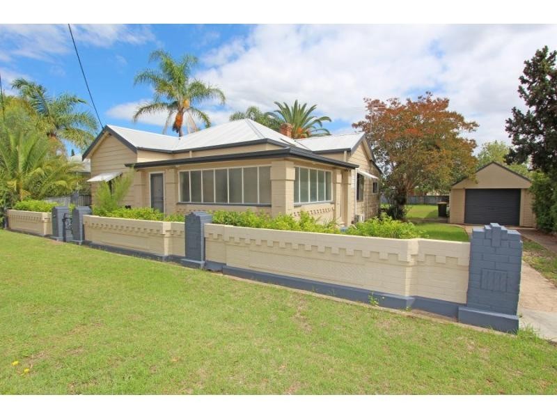 16 Catherine Street, Cessnock NSW 2325