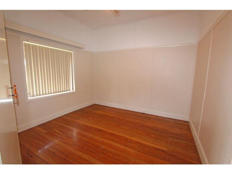 16 Catherine Street, Cessnock NSW 2325