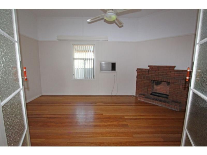 16 Catherine Street, Cessnock NSW 2325