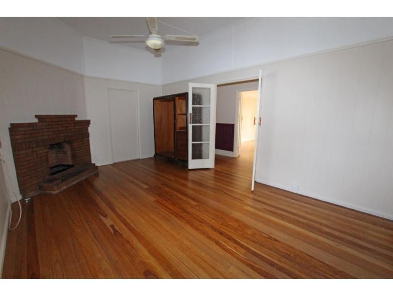 16 Catherine Street, Cessnock NSW 2325