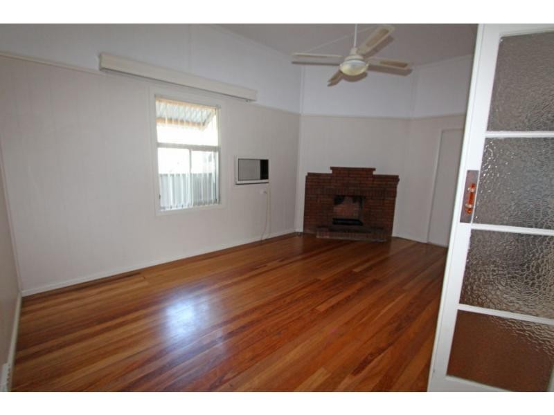 16 Catherine Street, Cessnock NSW 2325