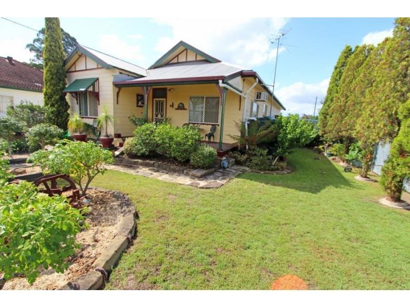 38 Anzac Avenue, Cessnock NSW 2325