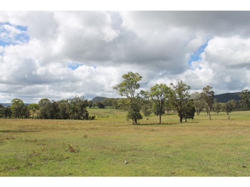 995 Sandy Creek Road, Quorrobolong NSW 2325
