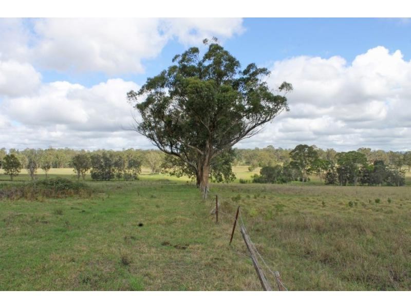 995 Sandy Creek Road, Quorrobolong NSW 2325