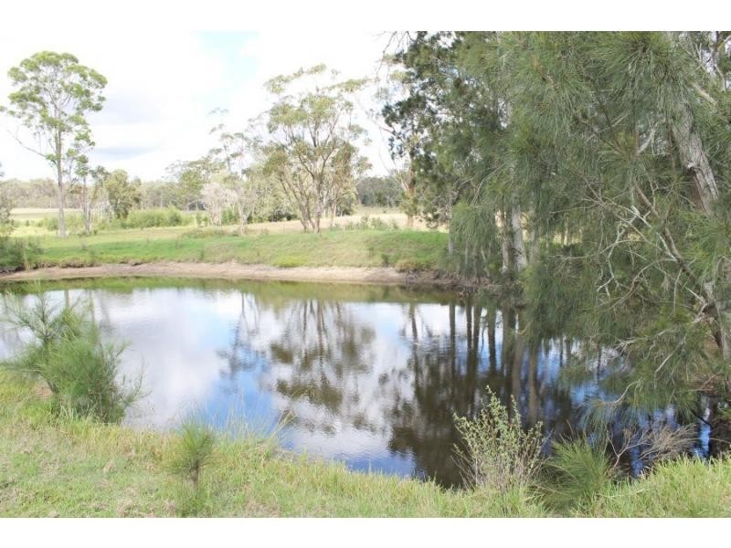 995 Sandy Creek Road, Quorrobolong NSW 2325