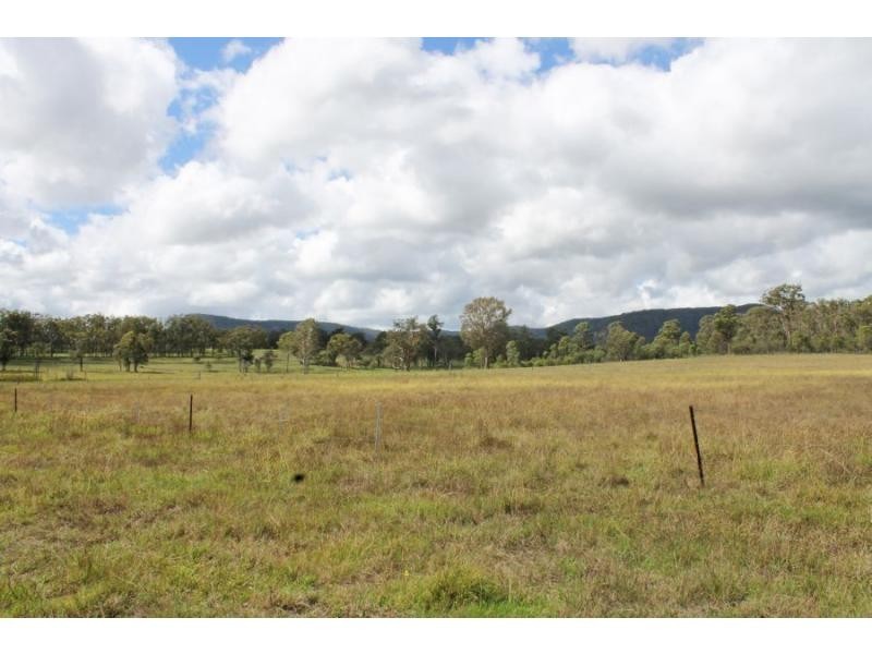 995 Sandy Creek Road, Quorrobolong NSW 2325