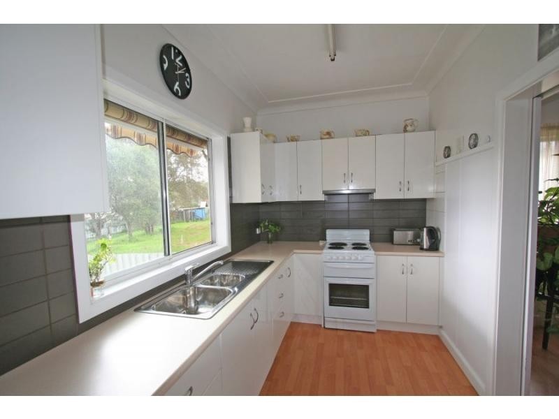 20 Wollombi Road, Millfield NSW 2325