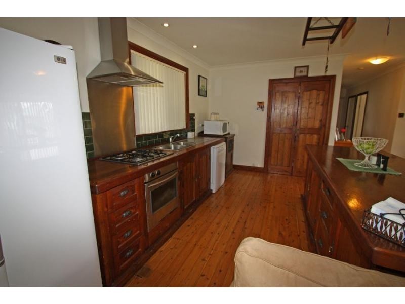 28 Lismore Street, Abermain NSW 2326