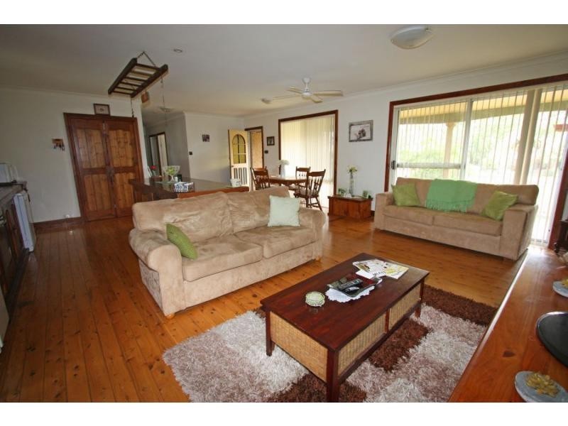 28 Lismore Street, Abermain NSW 2326