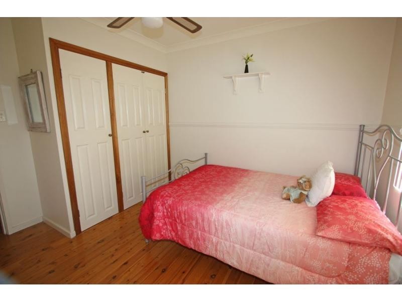28 Lismore Street, Abermain NSW 2326