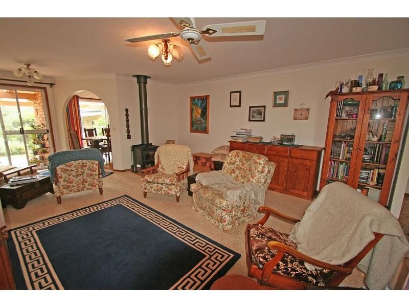 25 Mayne Street, North Rothbury NSW 2335