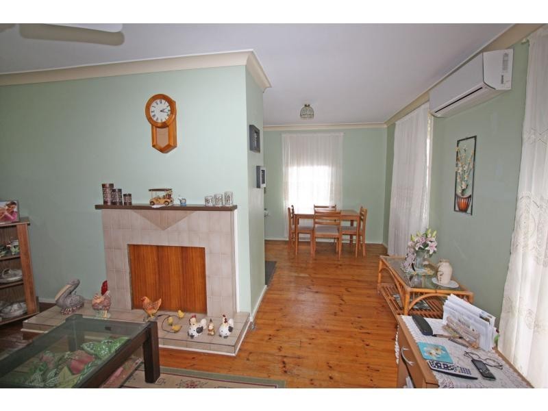 40 Macquarie Avenue, Cessnock NSW 2325