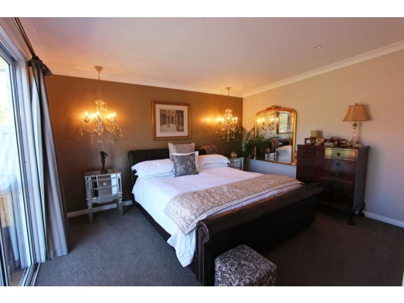 1281 Leggetts Drive, Mount Vincent NSW 2323