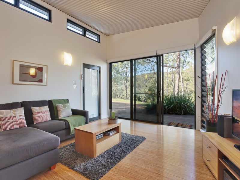 118 Narone Creek Road, Wollombi NSW 2325