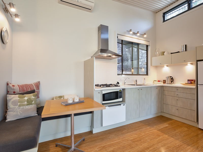 118 Narone Creek Road, Wollombi NSW 2325