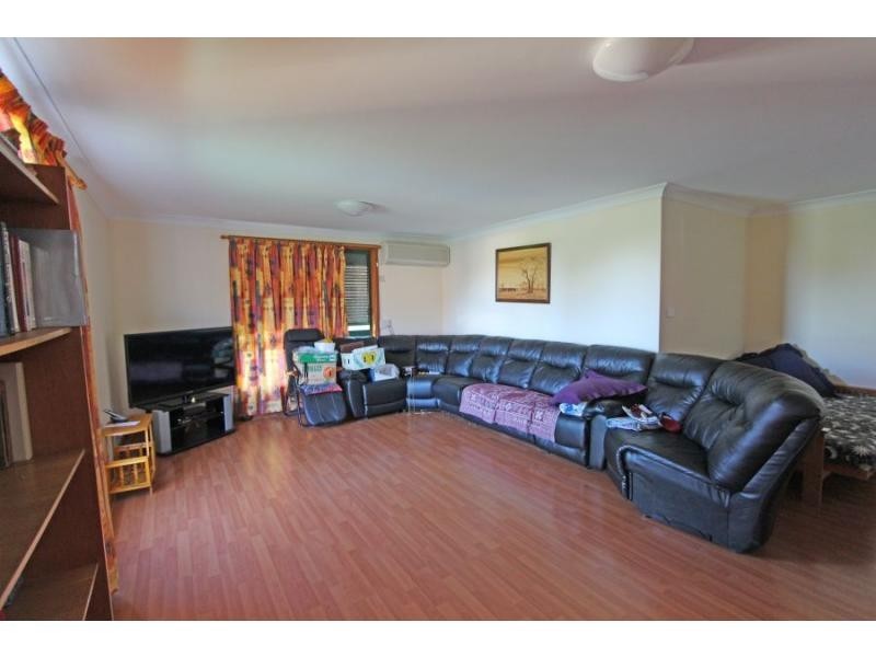 76 Lismore Street, Abermain NSW 2326
