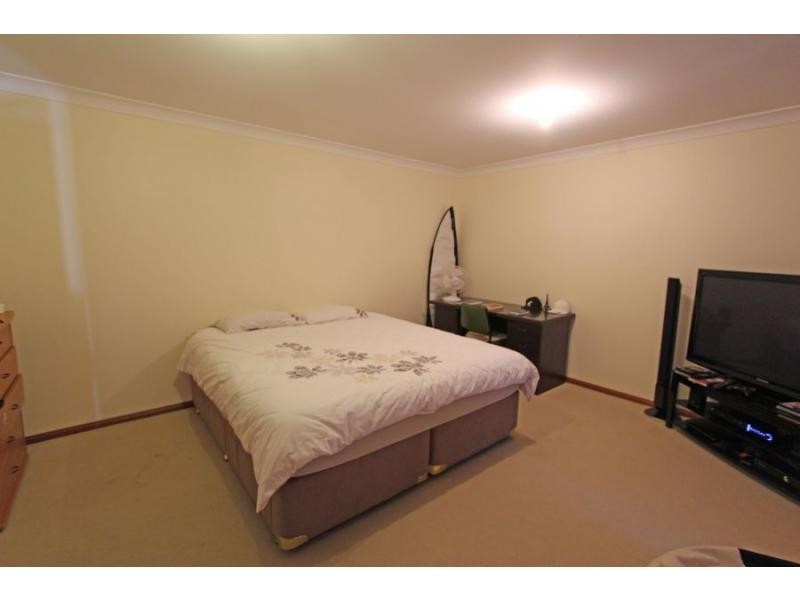 76 Lismore Street, Abermain NSW 2326